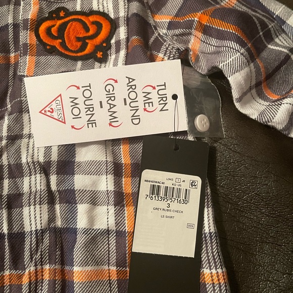 Guess Plaid Shirt - Picture 9 of 10